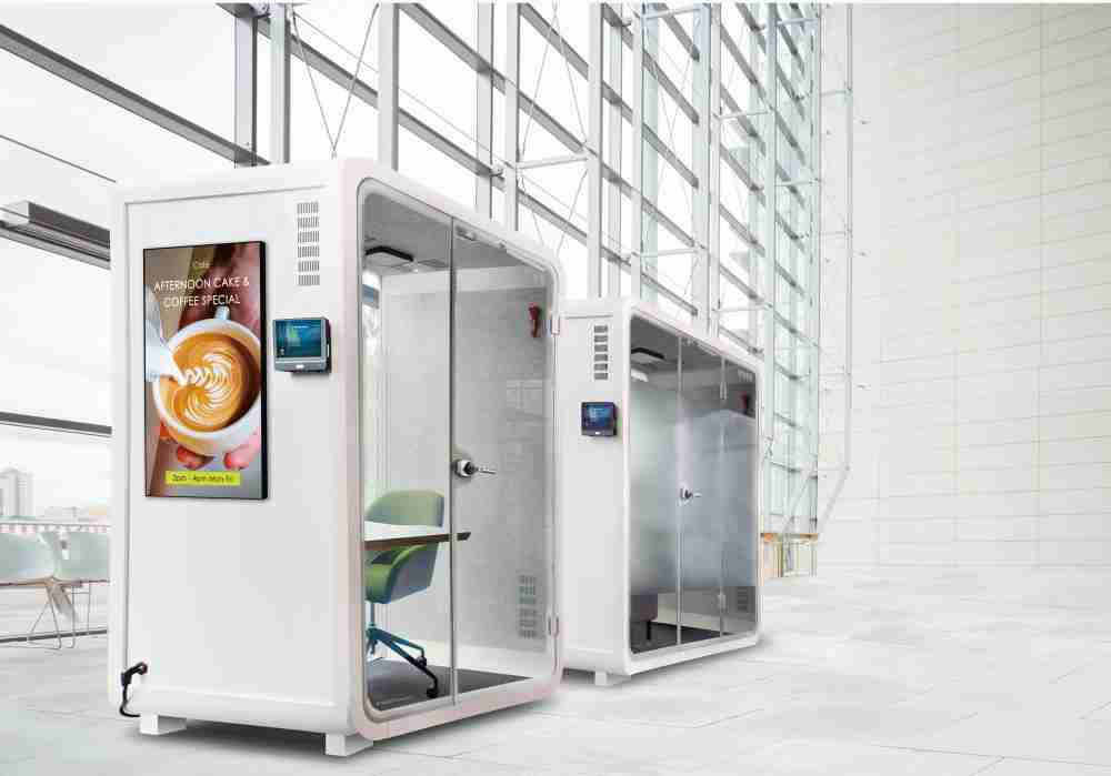 云顶国际8588yd子公司达擎之智慧行动办公舱，，，，采用PDLC智能调光玻璃设计，，，透过通电与断电的电流切换，，，呈现透明与雾面效果，，，具节能降耗特性并兼顾隐私，，，确保信息安全